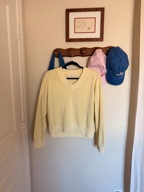 LA Relaxed organic cotton Sweatshirt butter yellow v neck